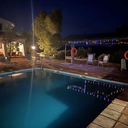 Cortijo Rosario Bed & Breakfast *